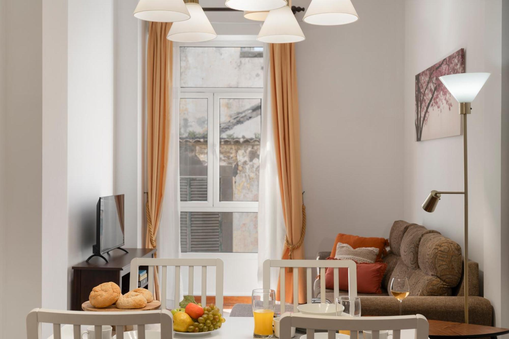 Apartamento Do Carmo By An Island Apart 푼샬 외부 사진